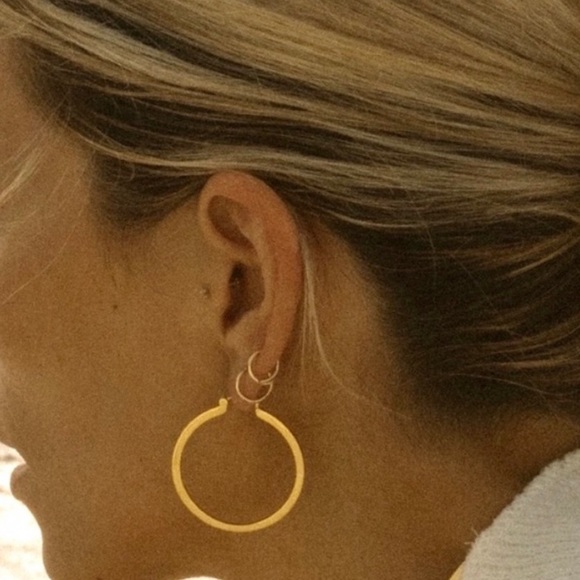 Brushed Gold Square Tube Hoop Earrings - Picture 3 of 7